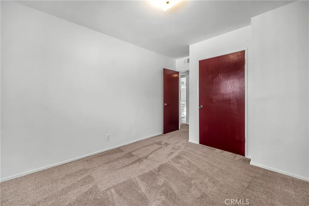 11838 Oxford Avenue, Hawthorne, California 90250 home-pic-8